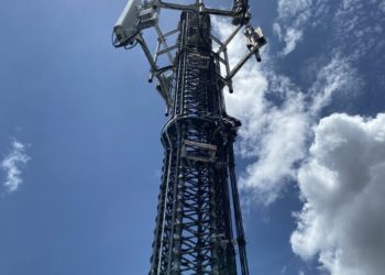 IsoTruss carbon fiber lattice tower / Source: IsoTruss