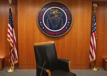 An FCC report found that legislation successfully improved interagency coordination on broadband