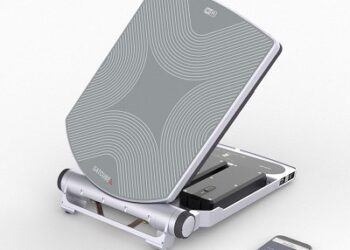 Satcube Ku terminal (Courtesy/Satcube)