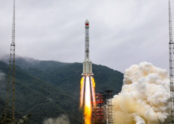 A rocket carrying the Shijian-21 satellite blasts off from the Xichang Satellite Launch Center in Sichuan, China. Photographer: Li Jieyi/VCG /Getty Images